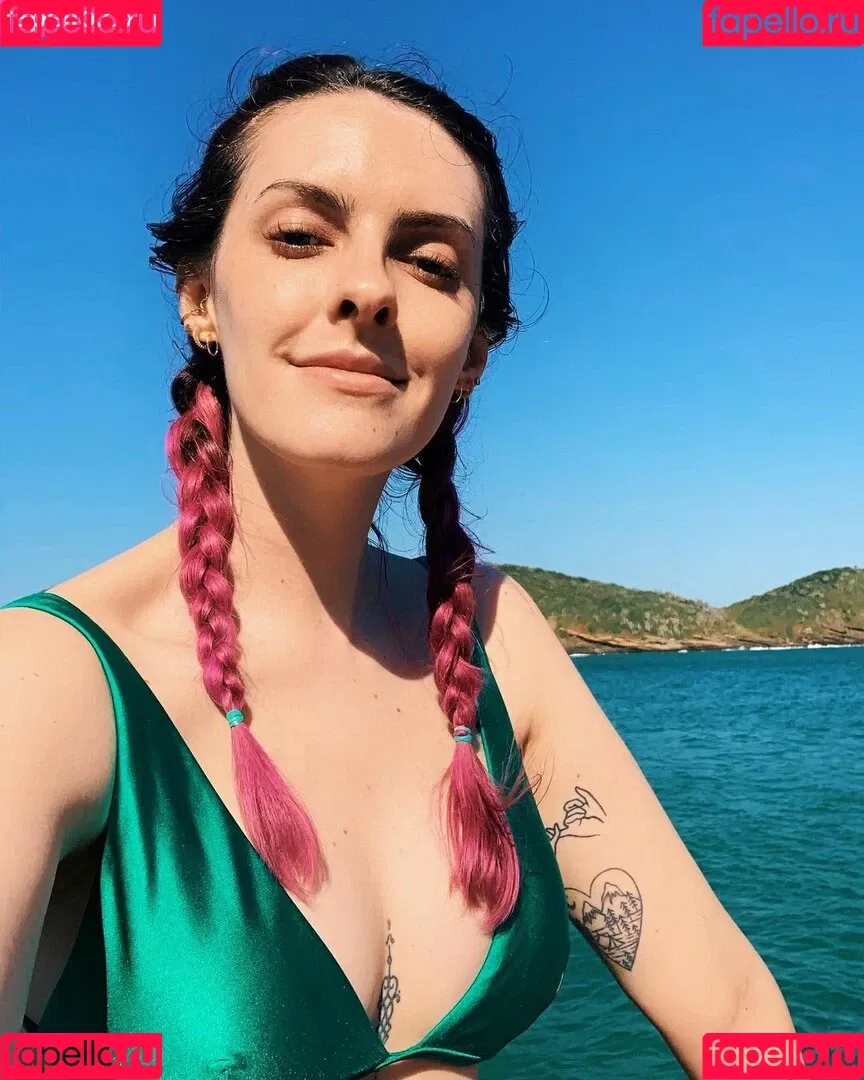 Karen Bachini Onlyfans Photo Gallery 