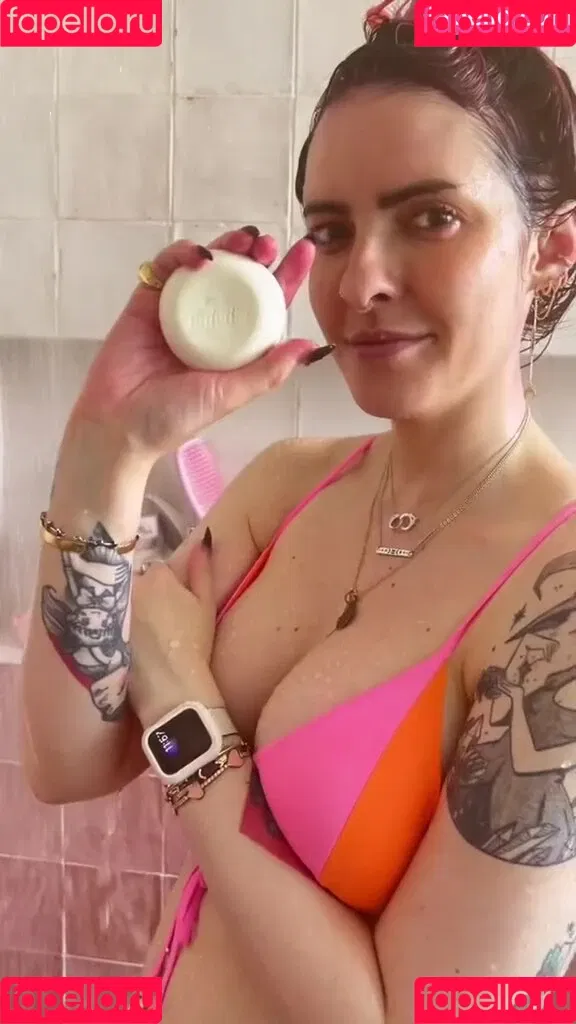 Karen Bachini Onlyfans Photo Gallery 