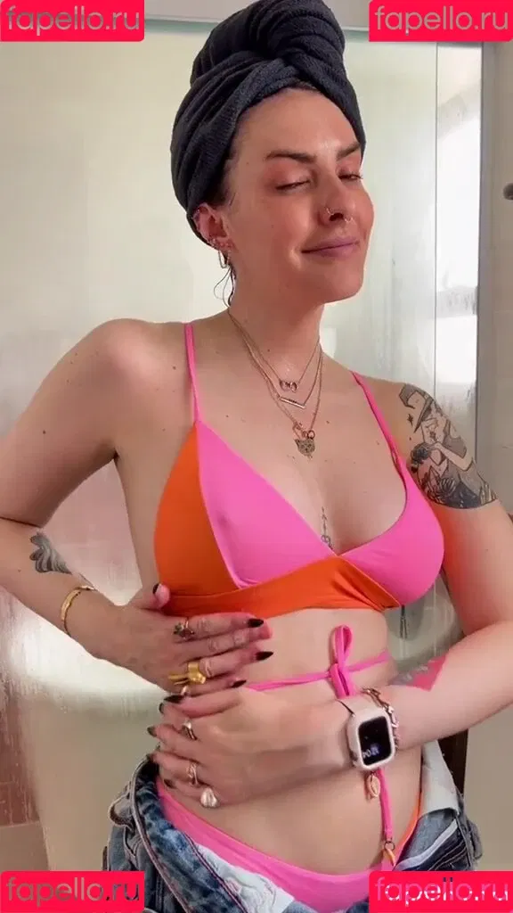 Karen Bachini Onlyfans Photo Gallery 