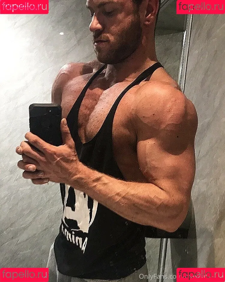 maxeatsellie Onlyfans Photo Gallery 