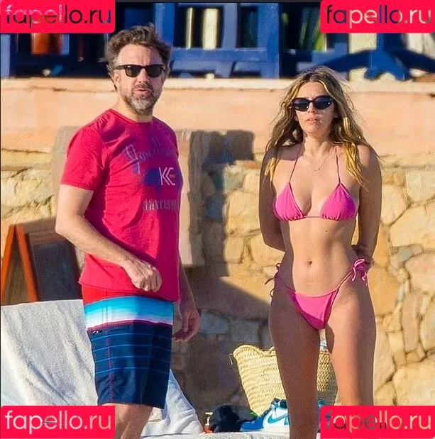 Keeley Hazell Onlyfans Photo Gallery 