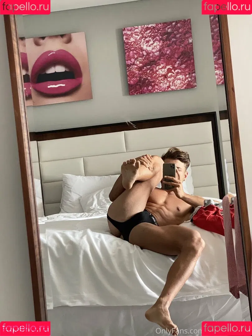 effortprivate Onlyfans Photo Gallery 