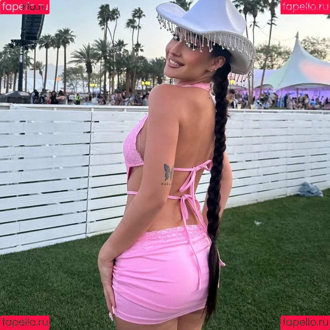 Marina Rivers Onlyfans Photo Gallery 