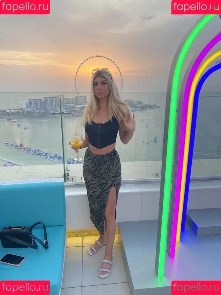 Paisley Duggan Onlyfans Photo Gallery 