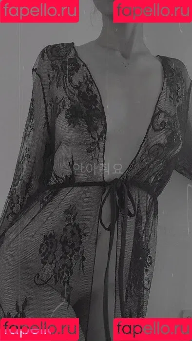 Jikki Nair Onlyfans Photo Gallery 