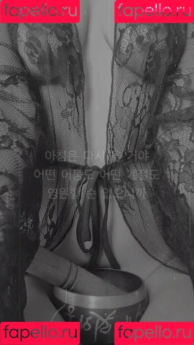 Jikki Nair Onlyfans Photo Gallery 