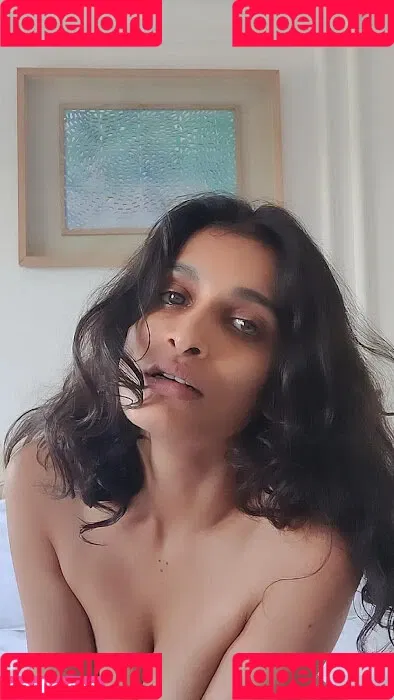 Jikki Nair Onlyfans Photo Gallery 