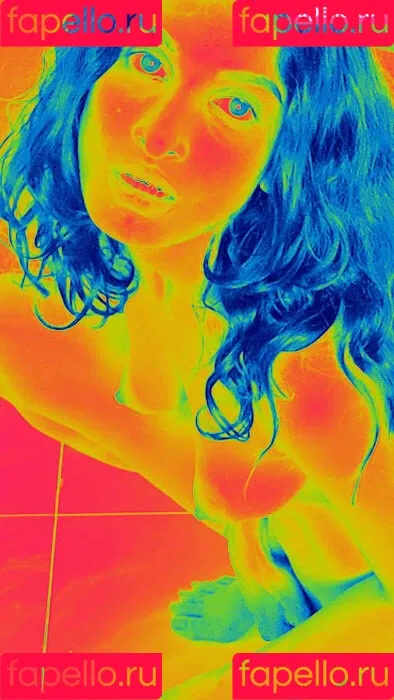 Jikki Nair Onlyfans Photo Gallery 