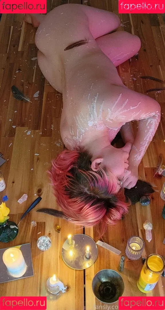 GodQueen99 Onlyfans Photo Gallery 