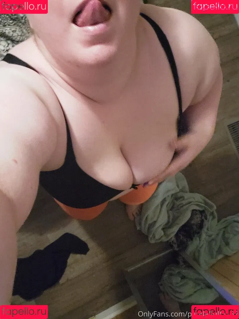 pandafluff1137 Onlyfans Photo Gallery 