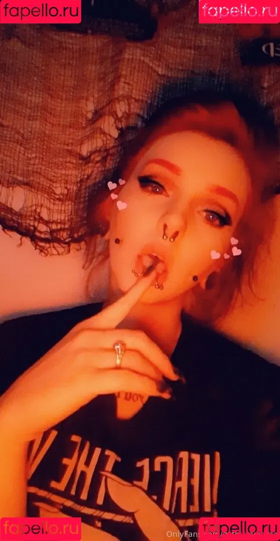 gothicmomma Onlyfans Photo Gallery 
