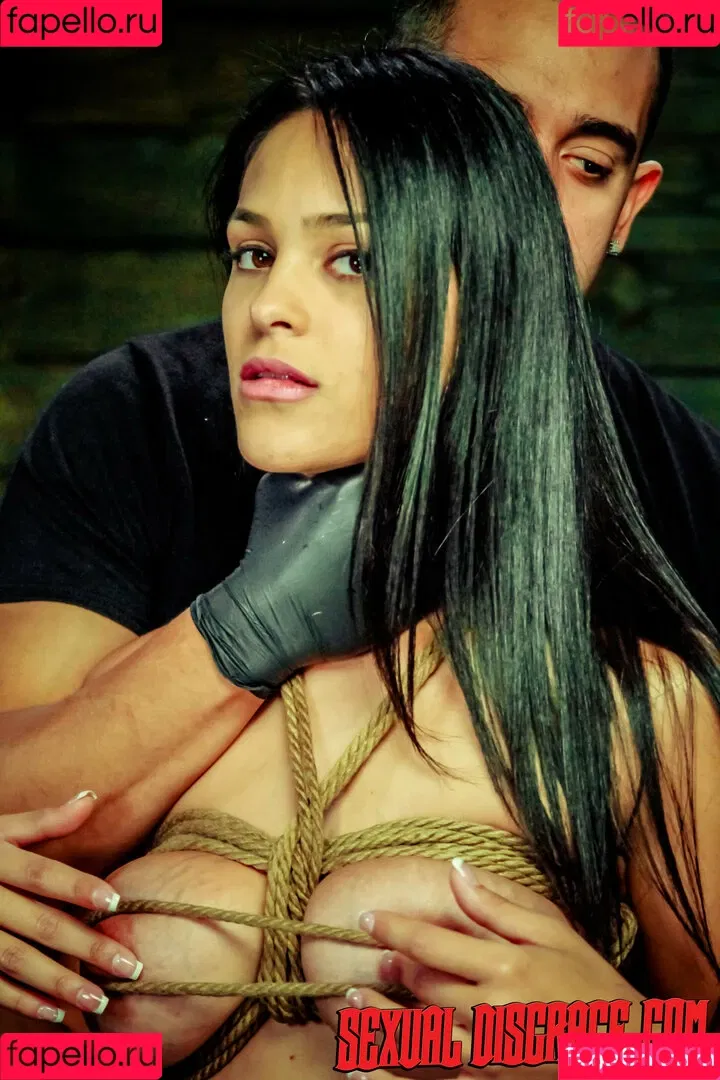 Jasmine Caro Onlyfans Photo Gallery 