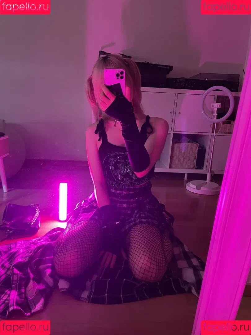 Ponyoouji Onlyfans Photo Gallery 