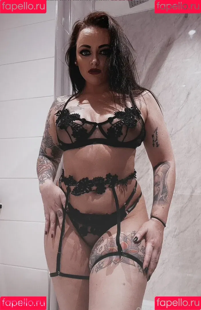Lana Austin Onlyfans Photo Gallery 