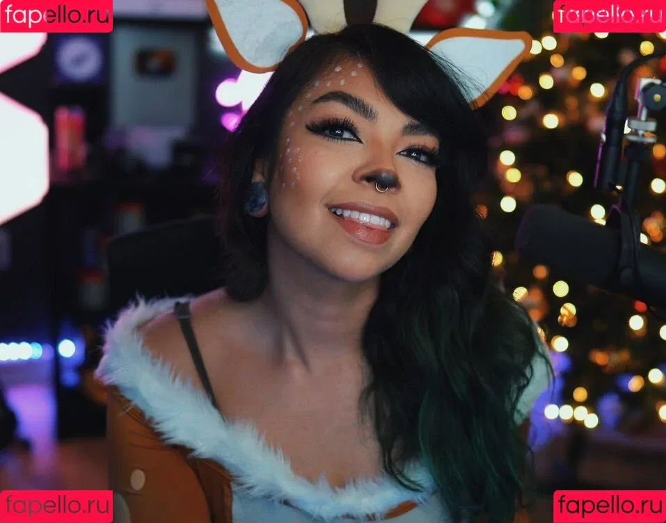Aileen Senpai Onlyfans Photo Gallery 