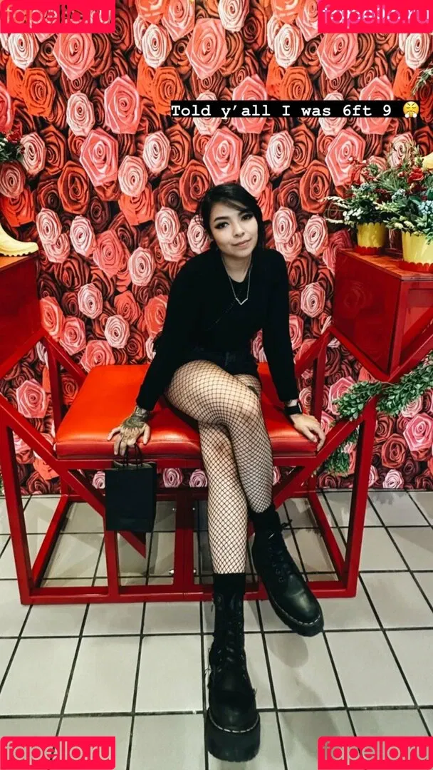 Aileen Senpai Onlyfans Photo Gallery 