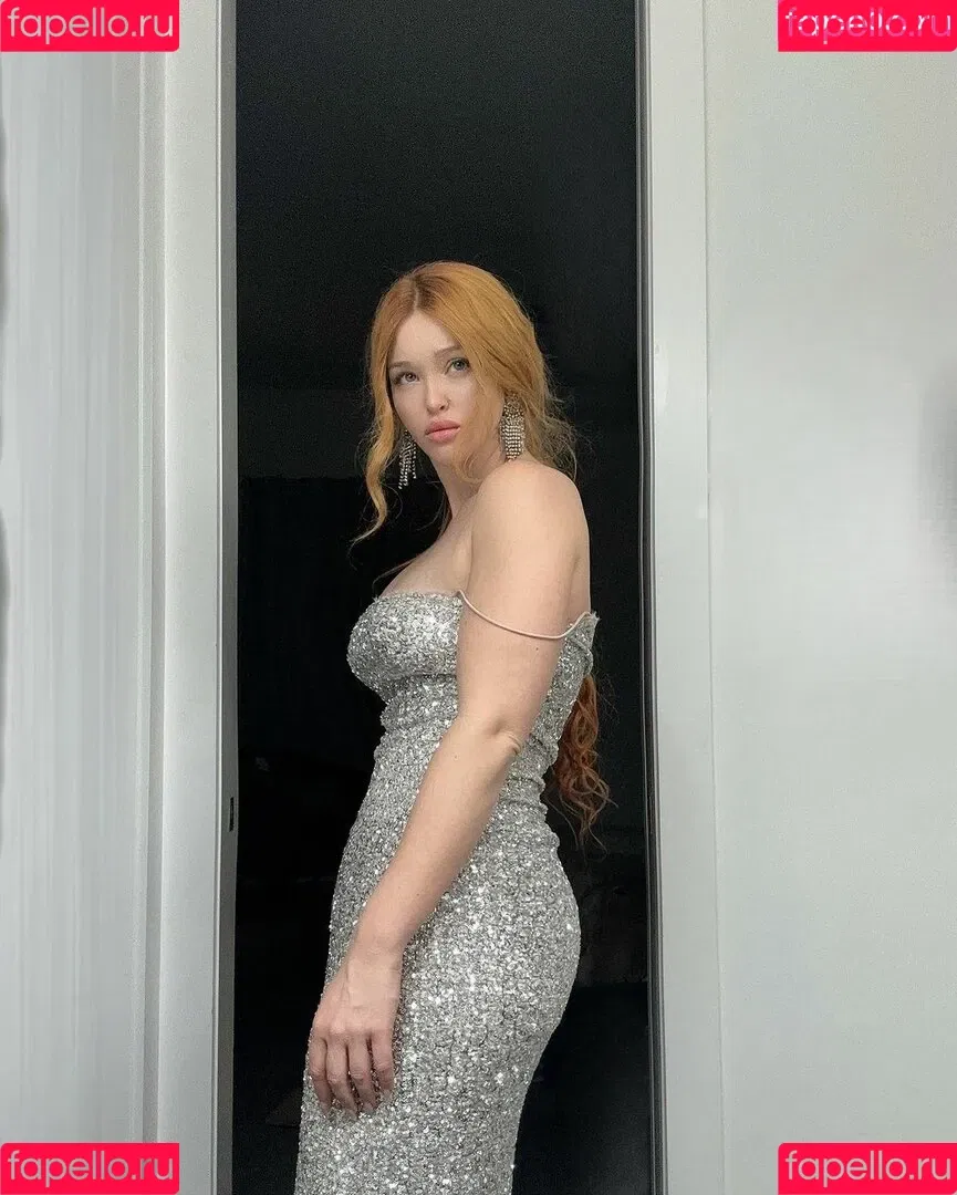 Elley Duhé Onlyfans Photo Gallery 