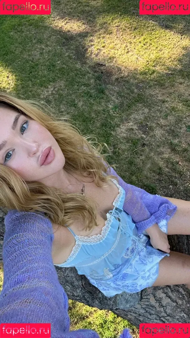 Elley Duhé Onlyfans Photo Gallery 