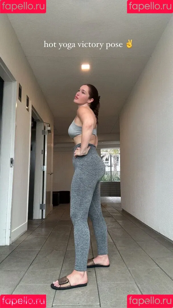 Elley Duhé Onlyfans Photo Gallery 