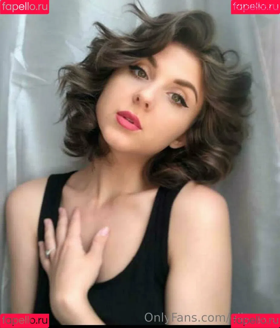elly_yes Onlyfans Photo Gallery 