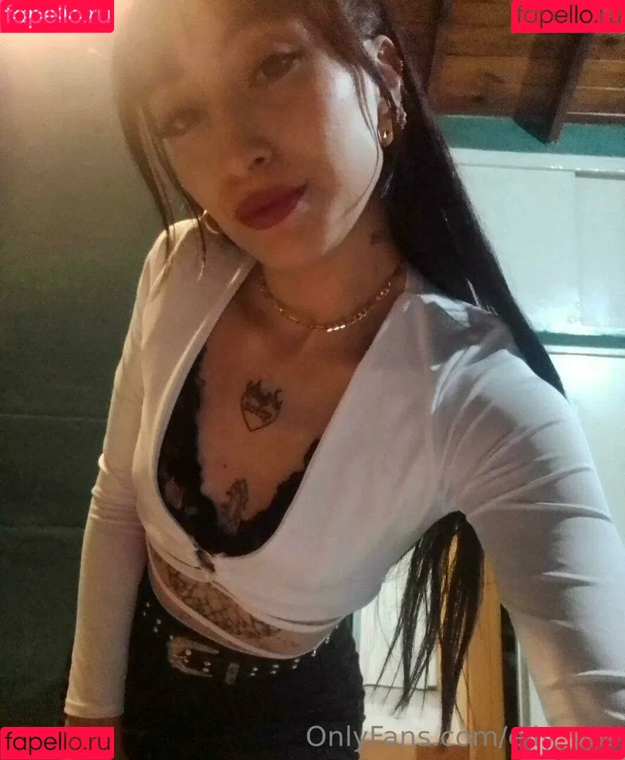 elly_yes Onlyfans Photo Gallery 
