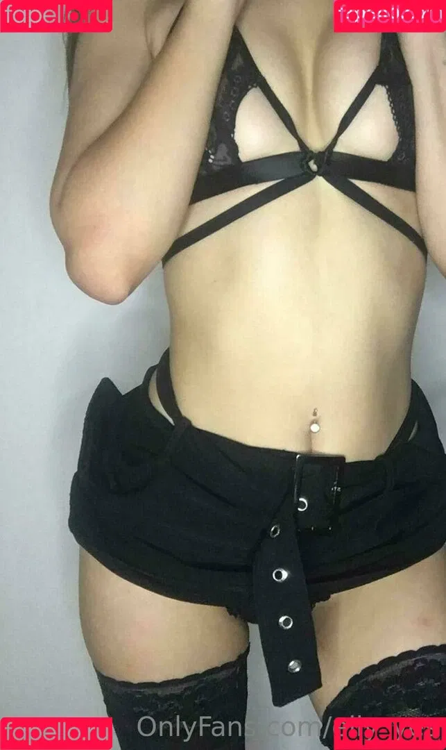 elly_yes Onlyfans Photo Gallery 