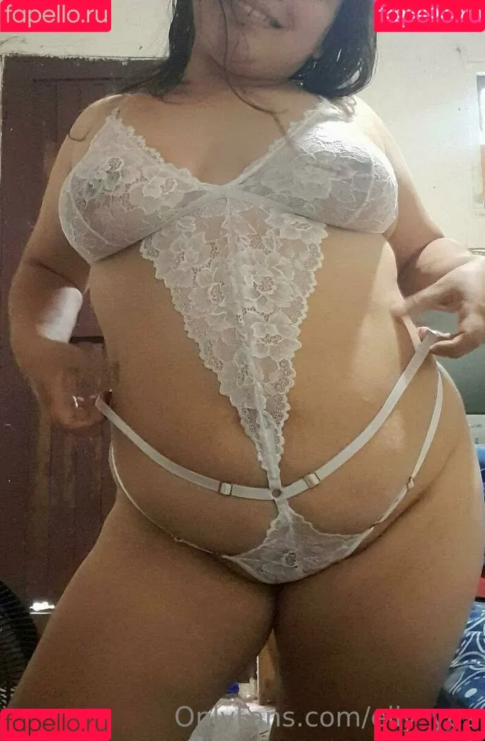 elly_yes Onlyfans Photo Gallery 