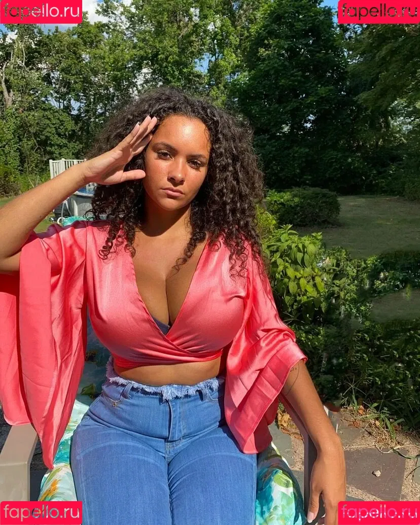 Nicole A Foster Onlyfans Photo Gallery 