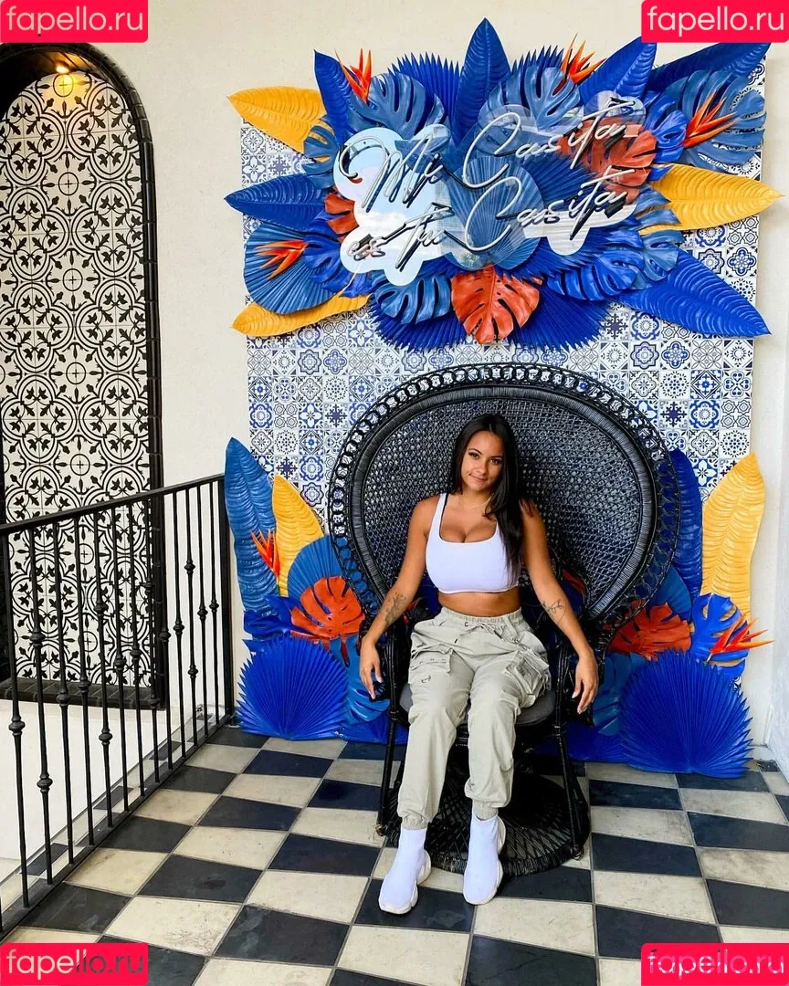 Nicole A Foster Onlyfans Photo Gallery 