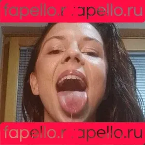 YoungHotWife25 Onlyfans Photo Gallery 