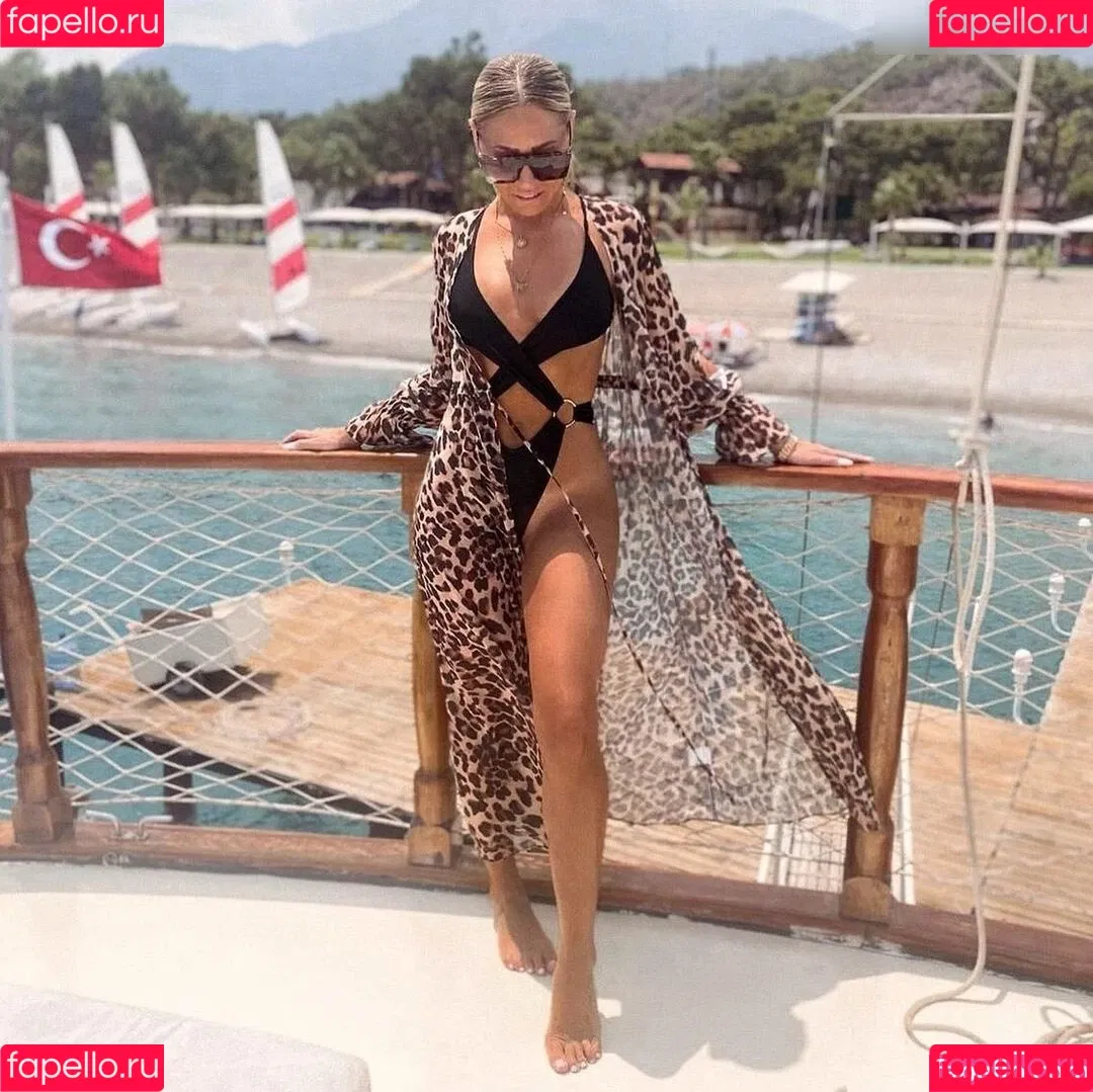 Linda Teodosiu Onlyfans Photo Gallery 