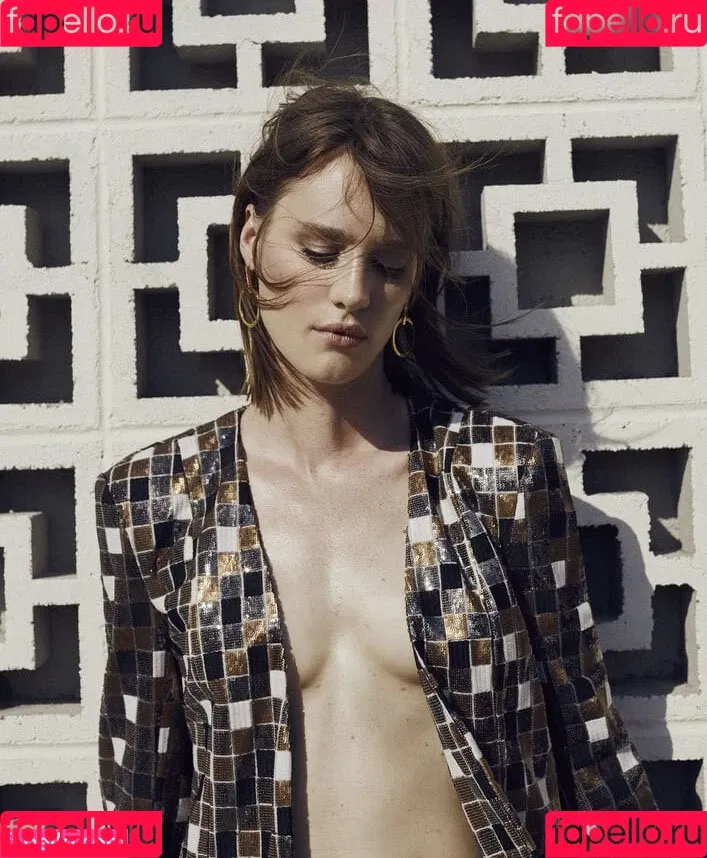 Mackenzie Davis Onlyfans Photo Gallery 