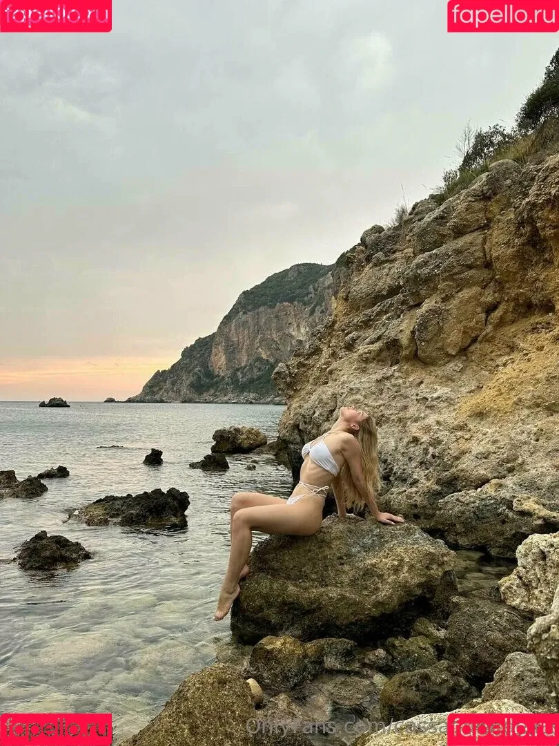 cassandra.delia aka katarina.meis Onlyfans Photo Gallery 