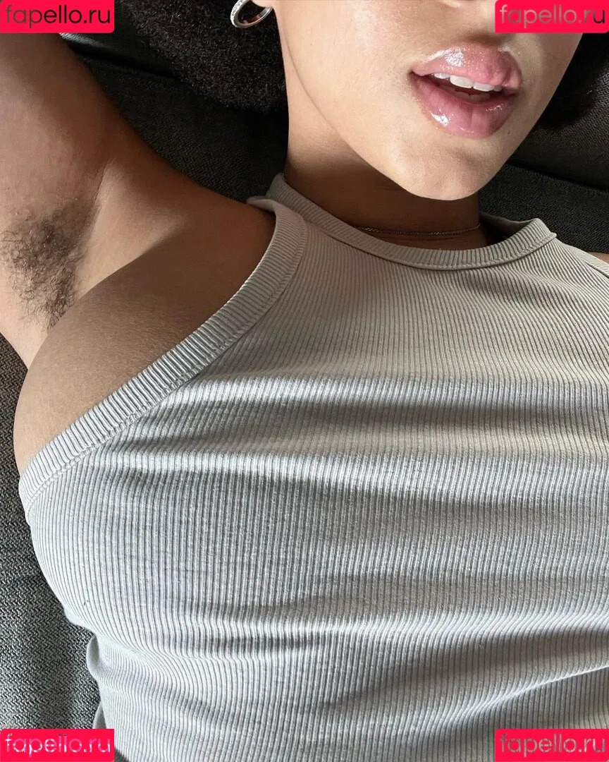 Naomi Berlin Onlyfans Photo Gallery 