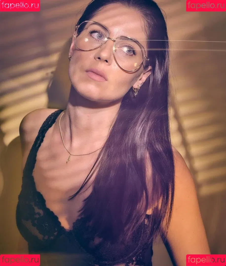 Valea Katharina Scalabrino Onlyfans Photo Gallery 