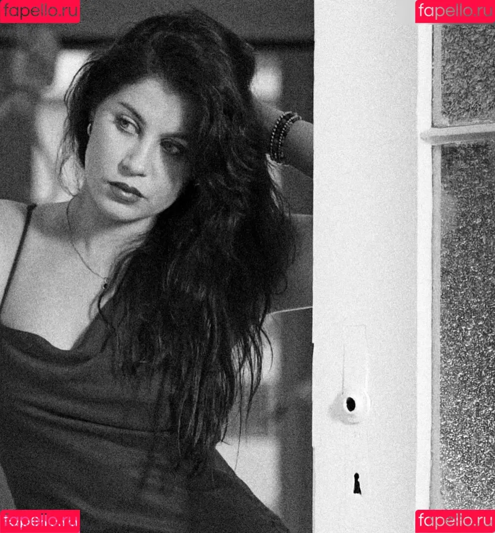 Valea Katharina Scalabrino Onlyfans Photo Gallery 