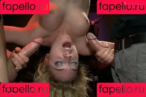 Lily LaBeau Onlyfans Photo Gallery 