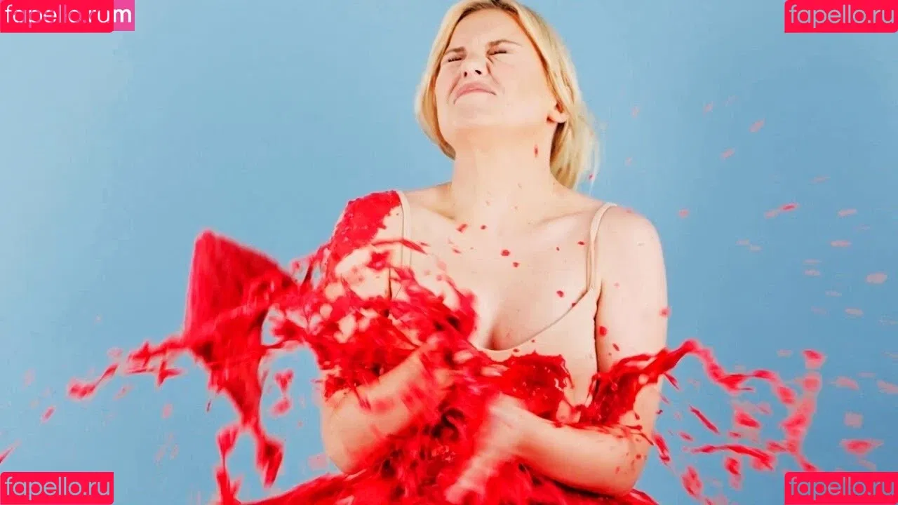 KellyMissesvlog Onlyfans Photo Gallery 