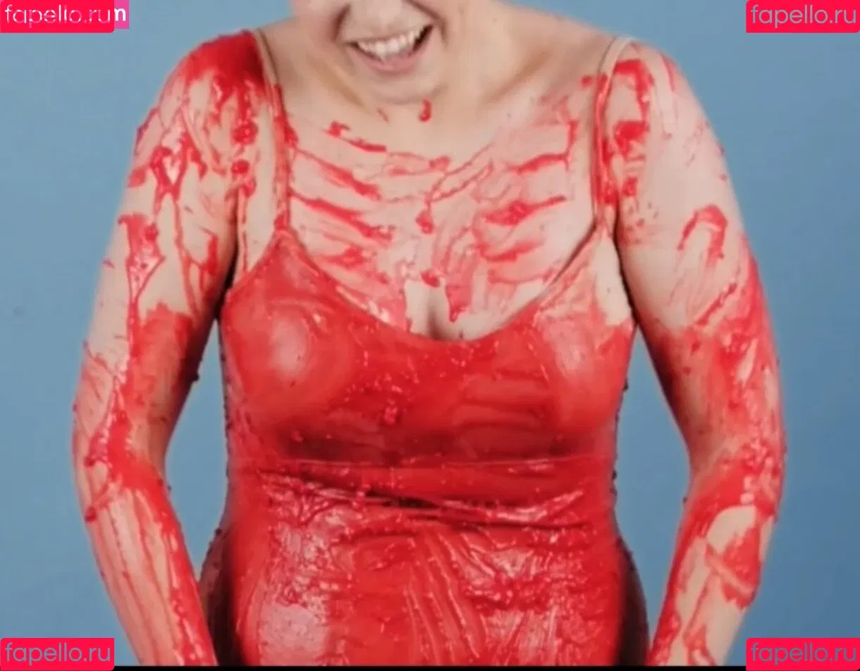 KellyMissesvlog Onlyfans Photo Gallery 