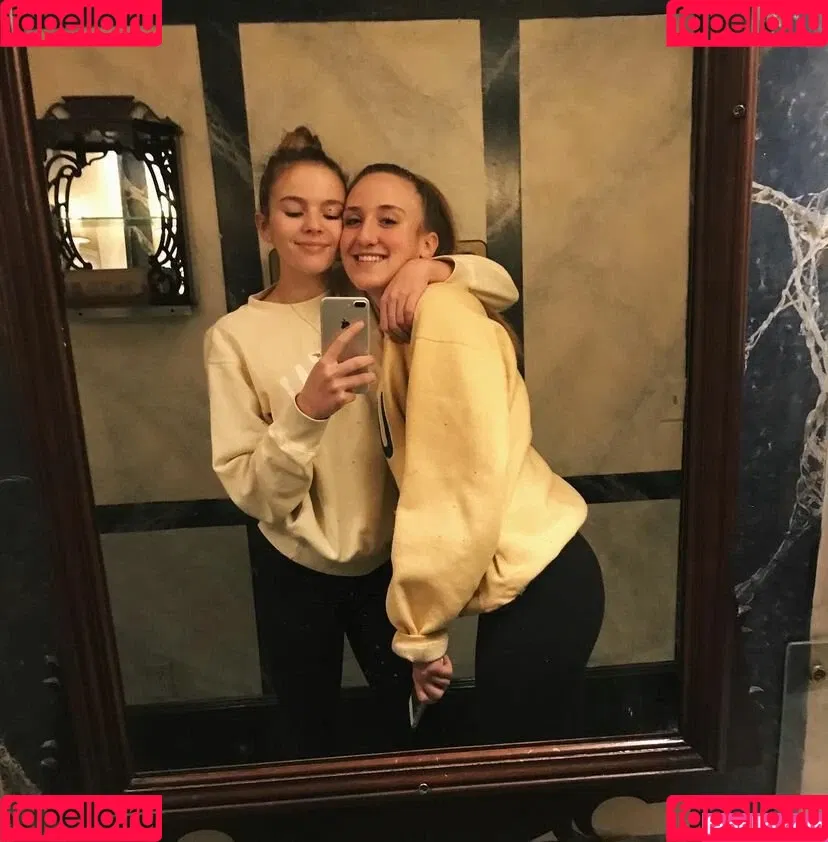 Lola Dubrul Onlyfans Photo Gallery 