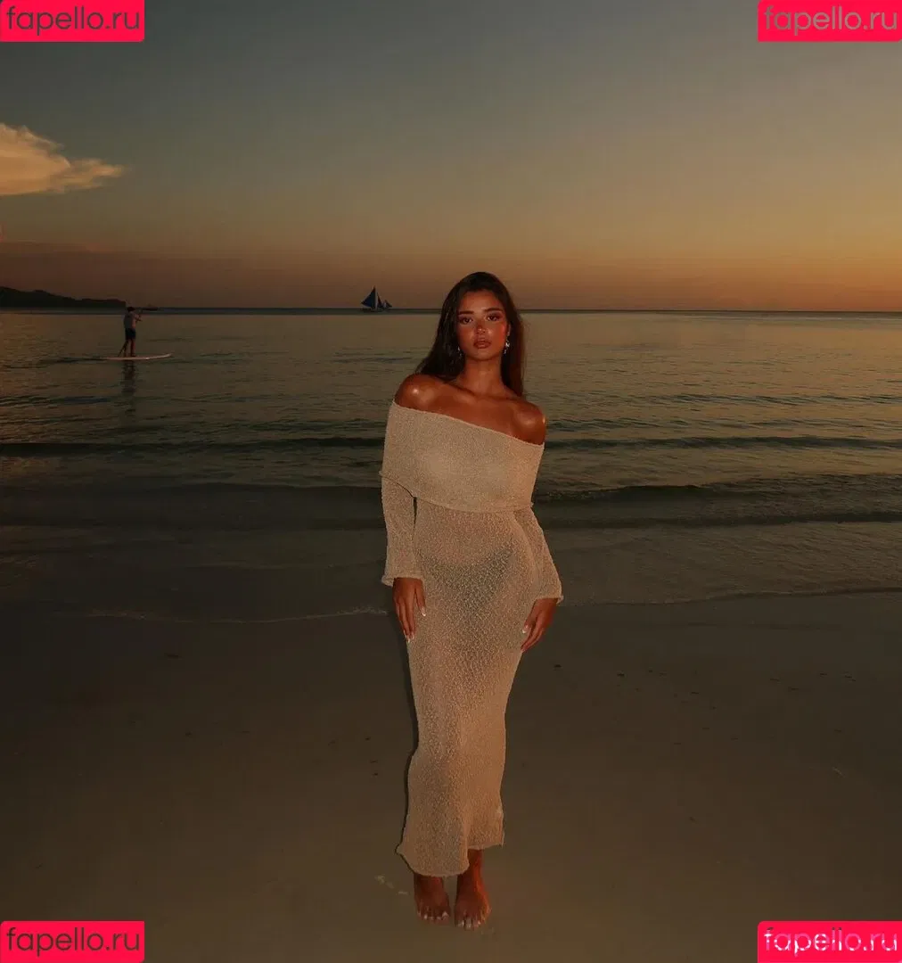 saraxrh Onlyfans Photo Gallery 