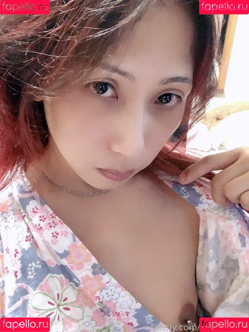 YOZAKURA Onlyfans Photo Gallery 