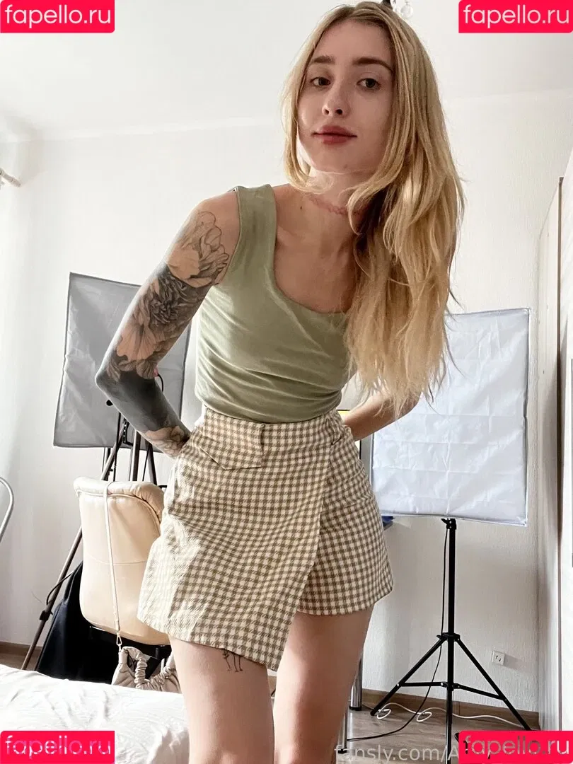 Amy_lovvee Onlyfans Photo Gallery 