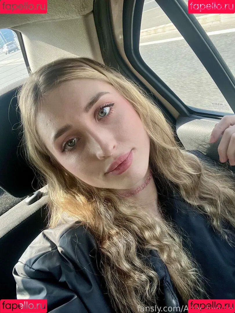 Amy_lovvee Onlyfans Photo Gallery 