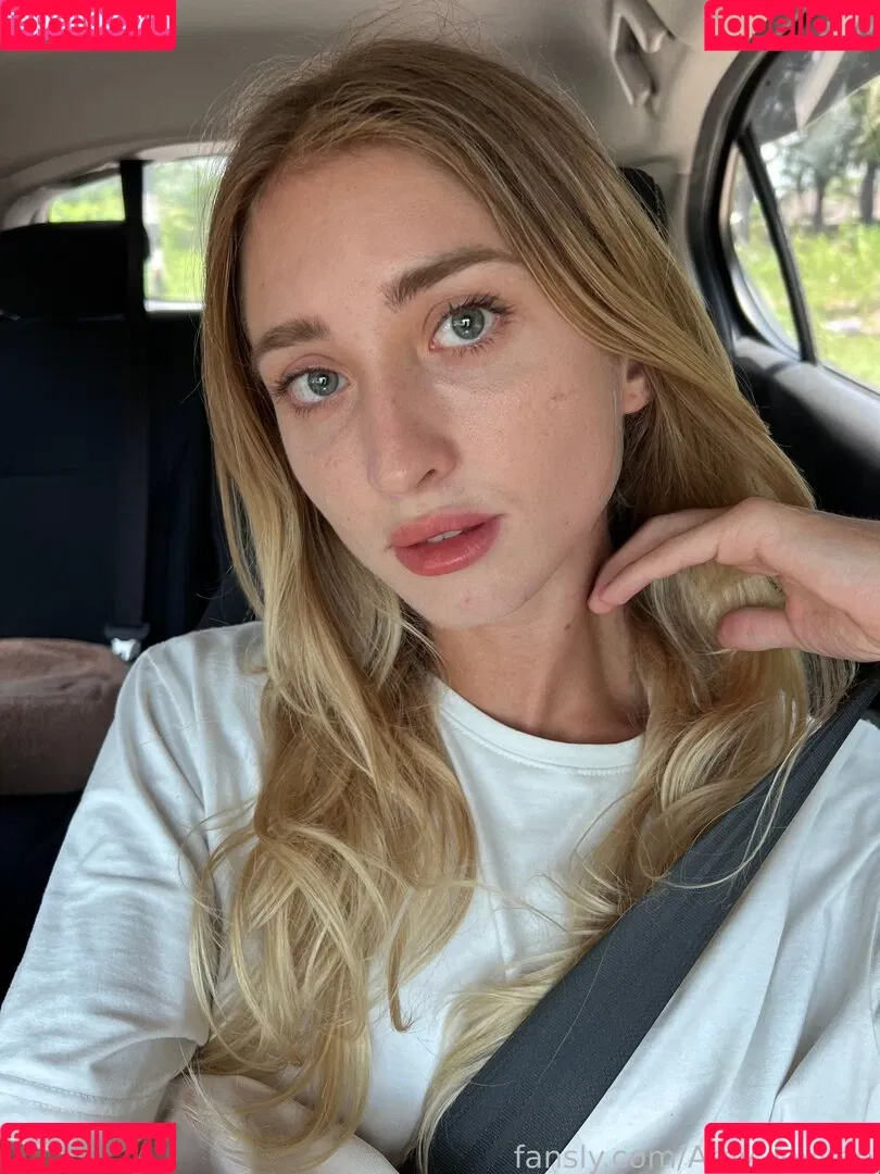 Amy_lovvee Onlyfans Photo Gallery 