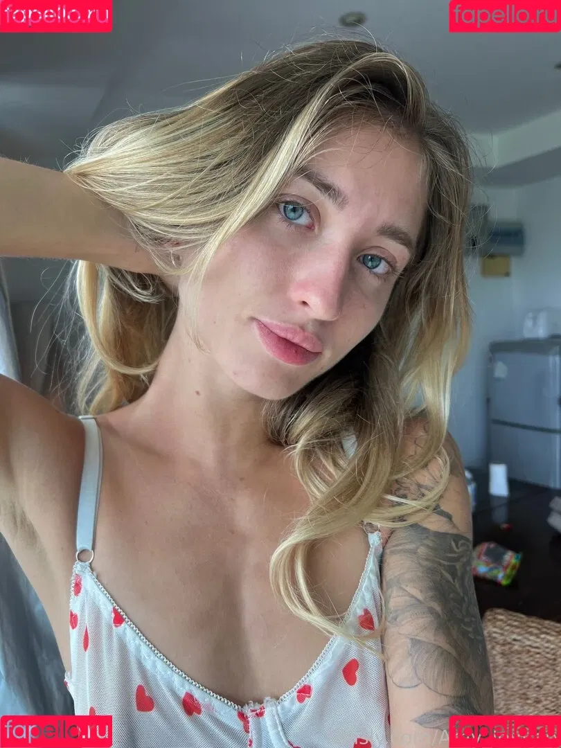Amy_lovvee Onlyfans Photo Gallery 