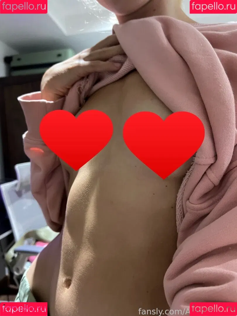 Amy_lovvee Onlyfans Photo Gallery 