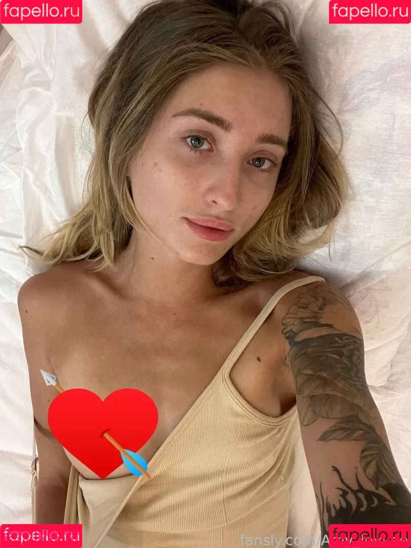 Amy_lovvee Onlyfans Photo Gallery 