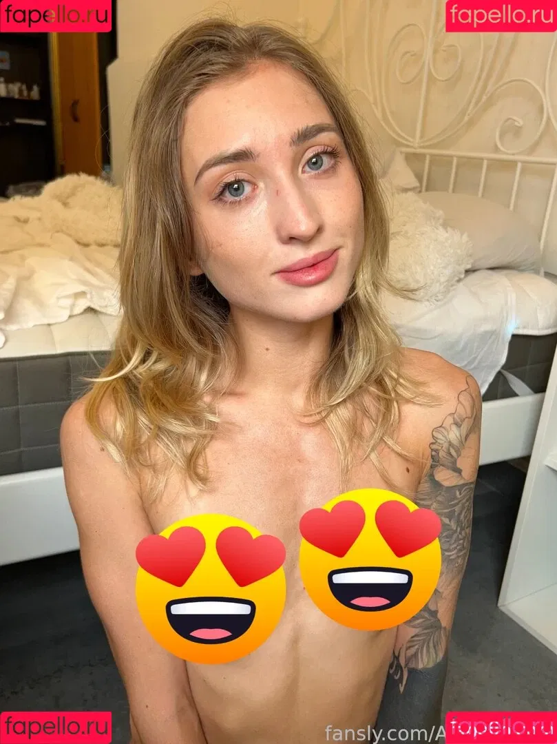 Amy_lovvee Onlyfans Photo Gallery 