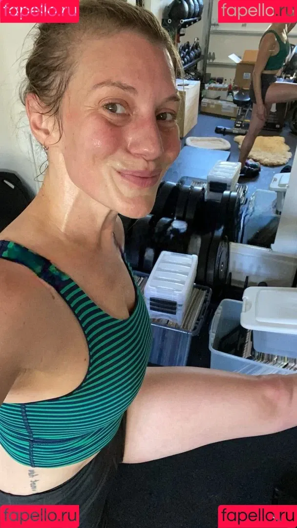 Katee Sackhoff Onlyfans Photo Gallery 